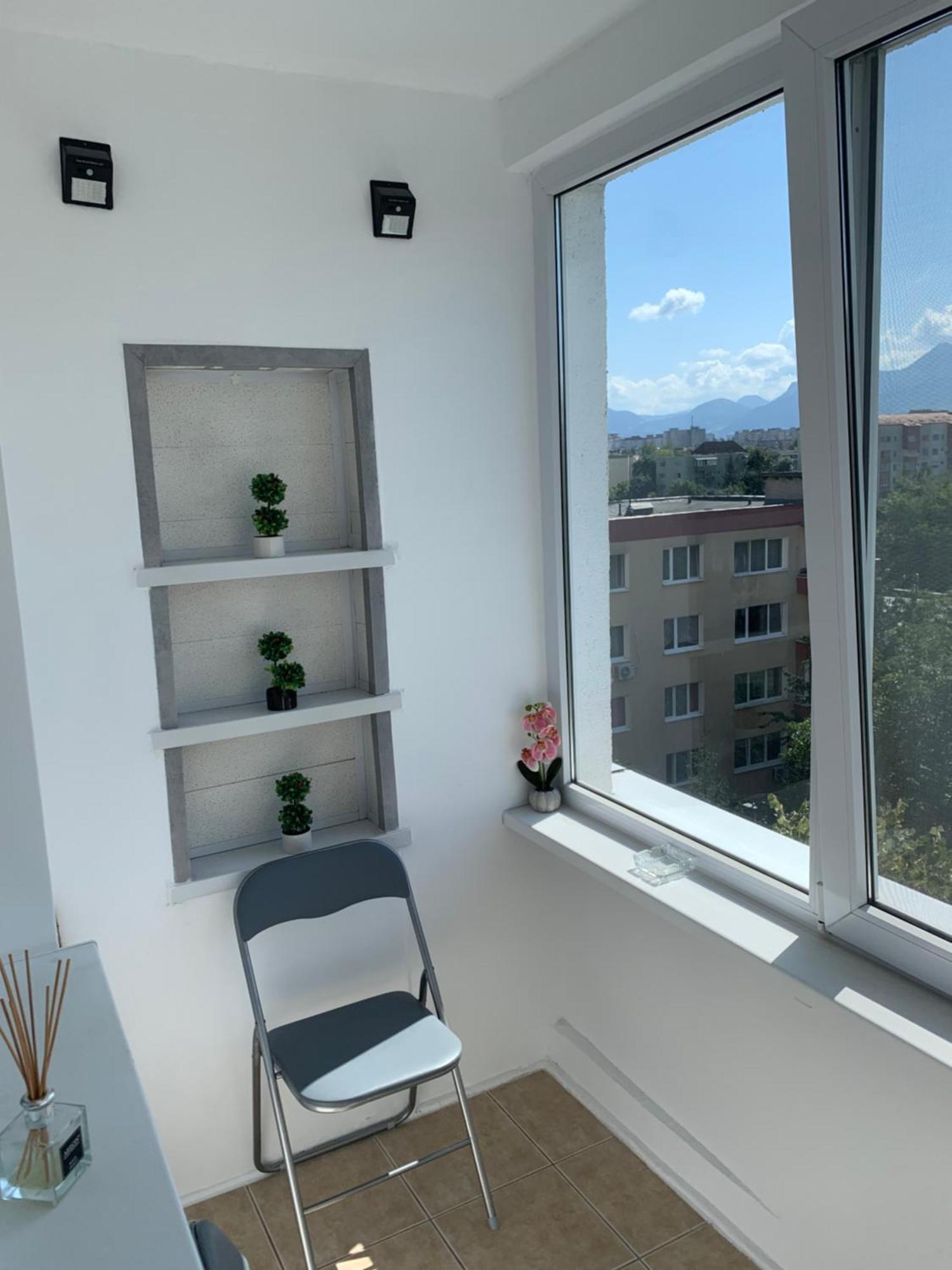 Victoriei Boulevard Private Apartment Braşov Exteriör bild