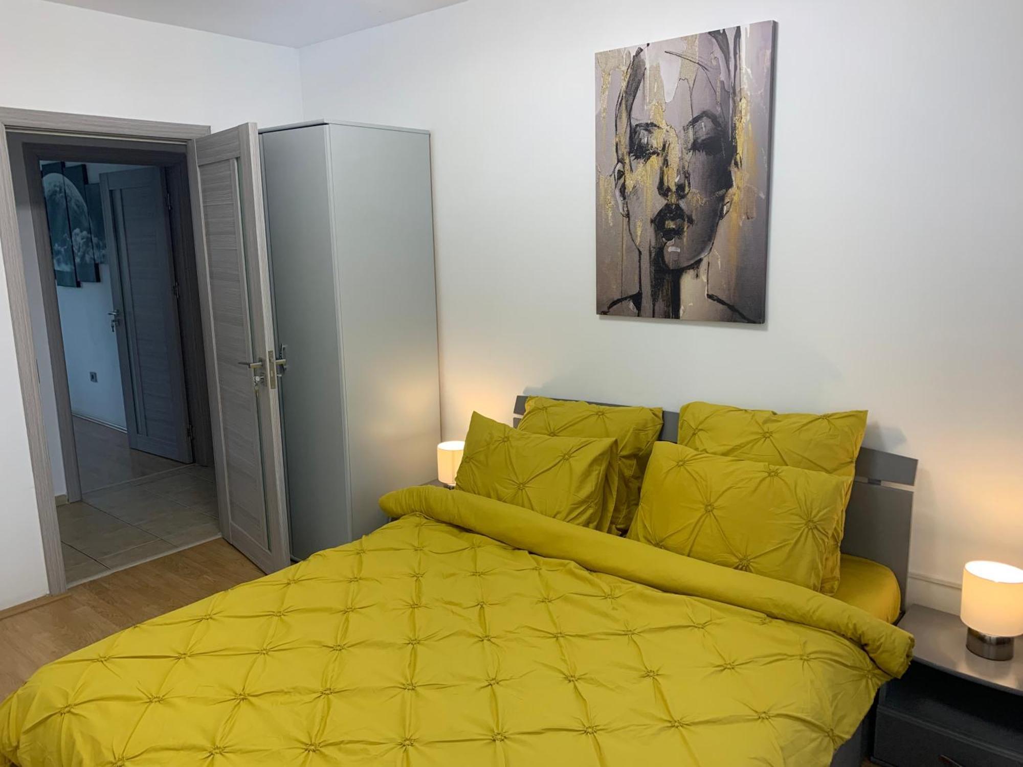 Victoriei Boulevard Private Apartment Braşov Exteriör bild